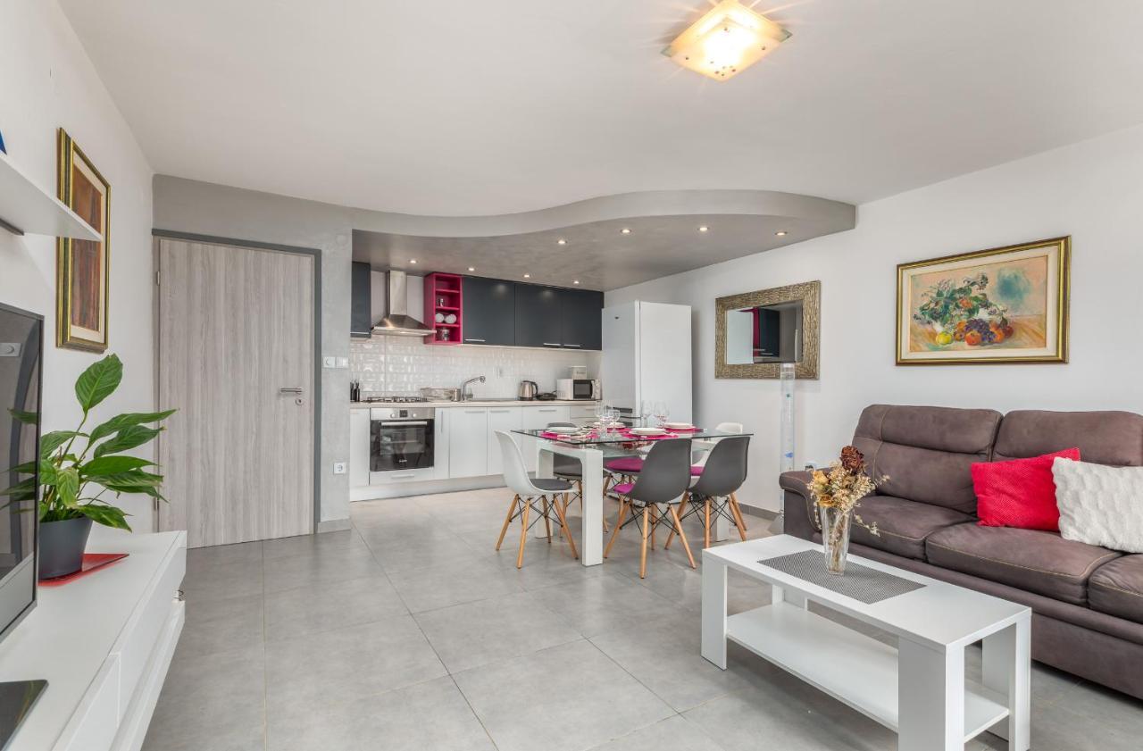 Sweet Apartment Tony Пула Екстериор снимка