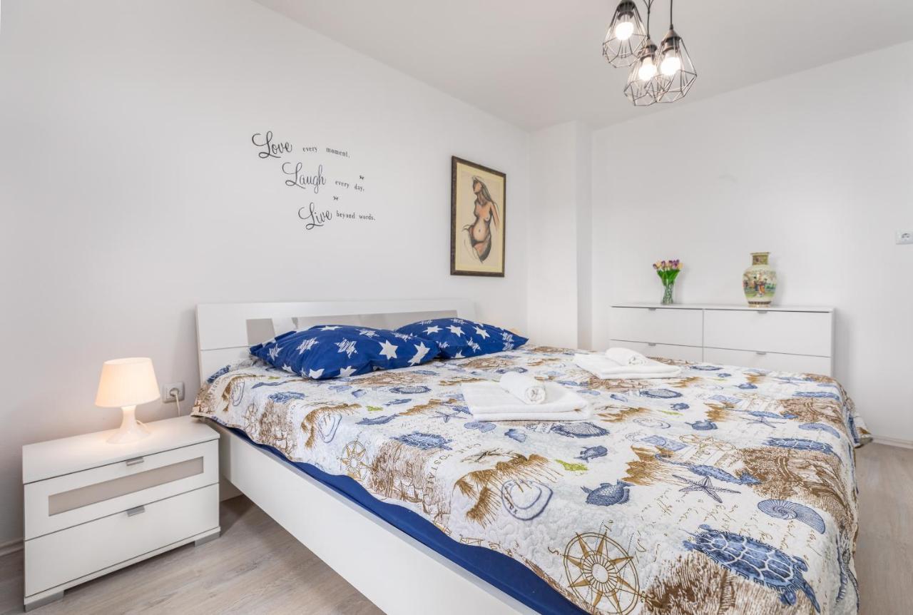 Sweet Apartment Tony Пула Екстериор снимка