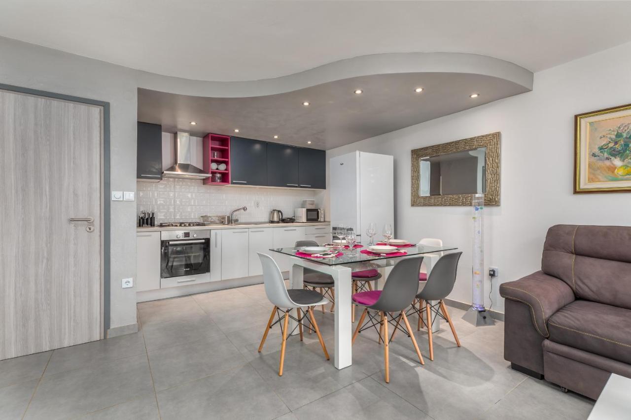 Sweet Apartment Tony Пула Екстериор снимка